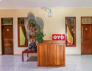 Lobby 2 OYO 2280 Wisma Guntur II