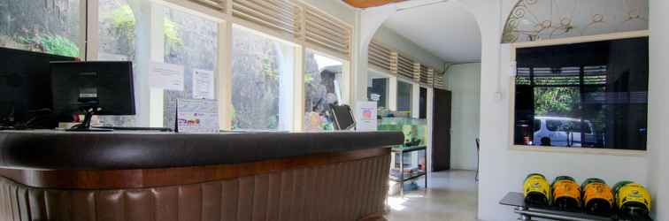 Lobby Lestari Guesthouse