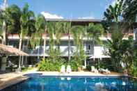 Swimming Pool Phu Panwa Resort 