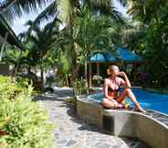 Kolam Renang 6 Naka Resort