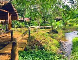 Bangunan 2 Sheridan Organic Farm and Eco-Village