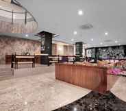 Bar, Cafe and Lounge 4 favehotel S. Parman Medan