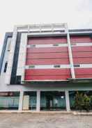 EXTERIOR_BUILDING RedDoorz @ Jalan Krakatau Medan