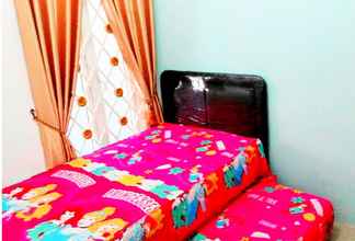 Bedroom 4 Guest House 3 Bedrooms @ Setiabudi (H3R)