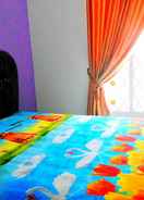 BEDROOM Guest House 3 Bedrooms @ Setiabudi (H3R)