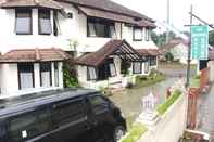 Nearby View and Attractions Hotel Ragil Kuning 