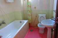 ห้องน้ำภายในห้อง Quang Vinh 2 Hotel