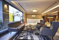 ロビー 3 The Meritin Hotel