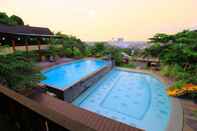 Swimming Pool Villa Bukit Mas
