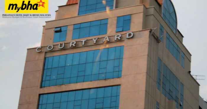 ภายนอกอาคาร Courtyard Hotel @ 1Borneo