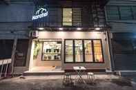 Bên ngoài Naratel Hostel Bangkok