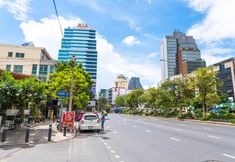 Nearby View and Attractions 3 Naratel Hostel Bangkok