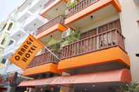 Exterior Orange Hotel