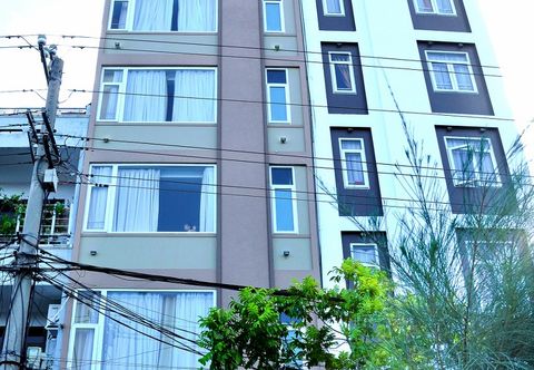 외관 Forever Hotel