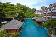 Swimming Pool Woodlands Hotel & Resort