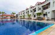 Swimming Pool 4 LK Paragon 