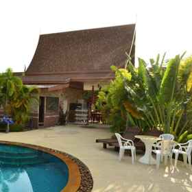 Swimming Pool 1 Yuwadee Resort, Bucha Gallery and Restaurant Hotels