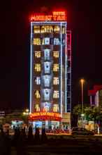 Bên ngoài 4 Nhat Tan Hotel Hanoi