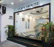 Lobby 5 Cozy House