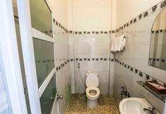 In-room Bathroom 4 Seamoon Guesthouse Nha Trang