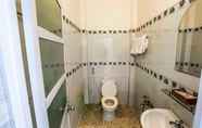 ห้องน้ำภายในห้อง 4 Seamoon Guesthouse Nha Trang