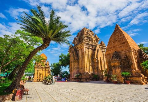 Nearby View and Attractions Seamoon Guesthouse Nha Trang