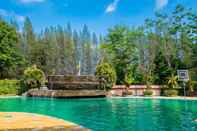 Swimming Pool Horse Shoe Point Resort Pattaya