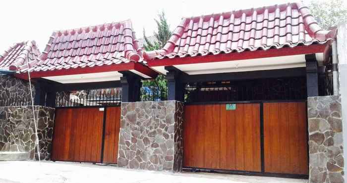 Exterior Villa Cabean Salatiga