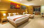 Phòng ngủ 3 Azure Phuket Hotel