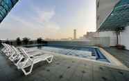 Swimming Pool 2 Hotel Continental Penang