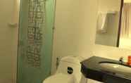 Toilet Kamar 5 Huga Place