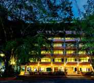 Exterior 2 Chateau in The Forest Hotel