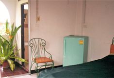 Bedroom 4 Baankhunmae Apartment