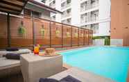 Swimming Pool 4 Koon Hotel Sukhumvit