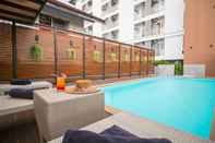 Kolam Renang Koon Hotel Sukhumvit