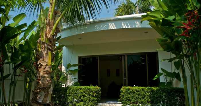 Exterior Coconut Grove Boutique Hotel by Chattra