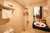 Toilet Kamar OTIS Hotel