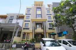 Travero Rooms, SGD 24