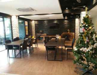 Lobby 2 Htel Resort