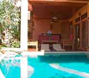 Swimming Pool 2 Villa Darawadee