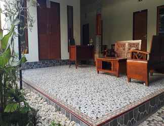 Lobby 2 Mahkota Homestay Nusa Penida