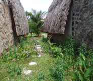 Exterior 6 Ninila Fruit Farm Bungalows