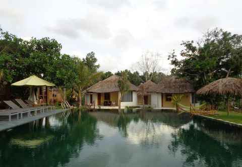 Swimming Pool Ninila Fruit Farm Bungalows