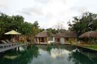 Swimming Pool Ninila Fruit Farm Bungalows