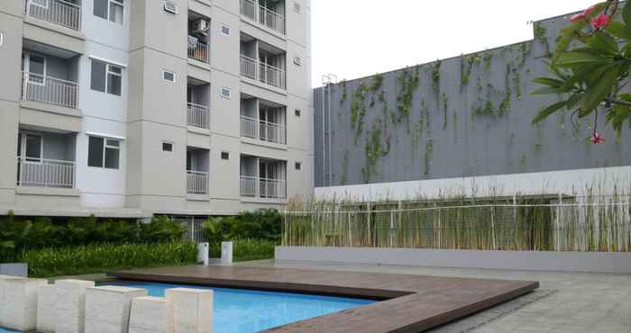 Swimming Pool Homey Room at  Bintaro Parkview close to Pondok Indah Mall (NOV)