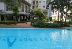 수영장 7 Apartment Paragon Village Clean Room at Karawaci by Vichi Pro