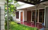 Lobby 2 Quiet Room near Rumah Sakit Yadika (ATD)