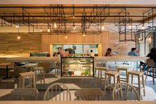 酒吧、咖啡厅和休息室 Issara by D hostel Bangkok