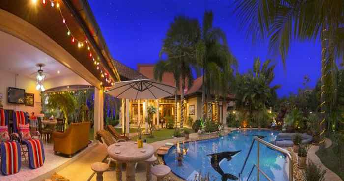 Swimming Pool Relaxing Palm Pool Villa & Tropical Garden