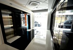 로비 3 Eminent Hotel